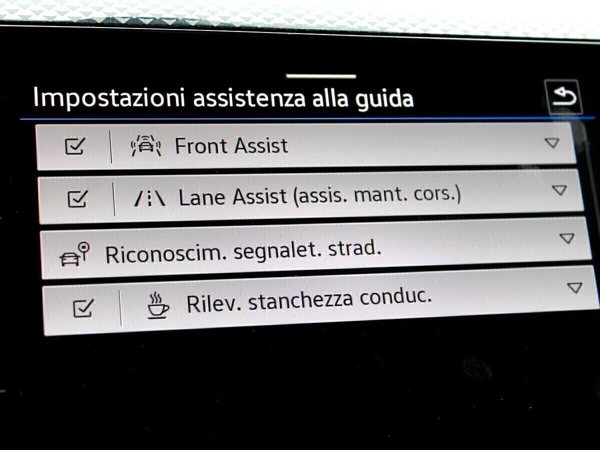 Volkswagen Polo 1.0tsi Life 95cv NAV VIRTUAL UNIPRO IVA DEDUCIBILE