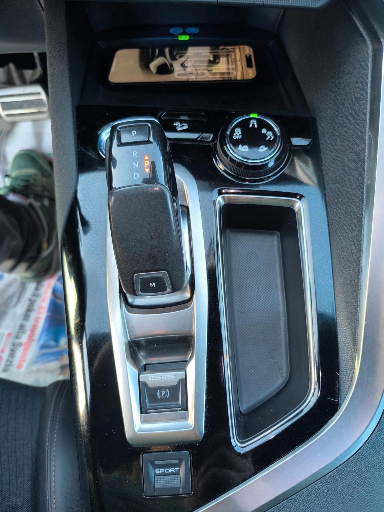 PEUGEOT 3008 GTLINE 1.5 HDI 130cv AUTOMATICO KM 107.000