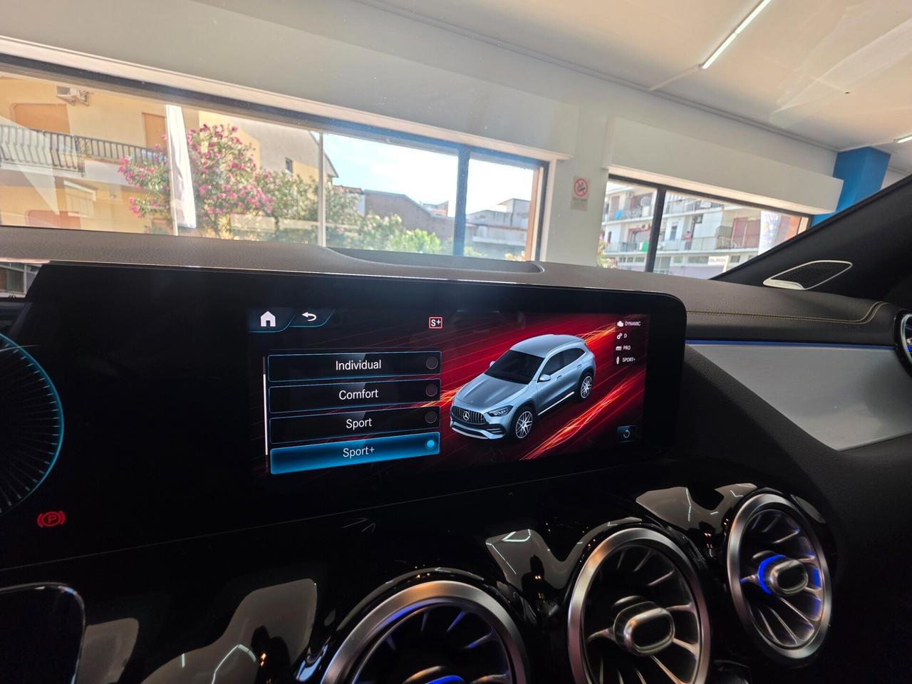 Mercedes-benz GLA 45 AMG 45S 4Matic+