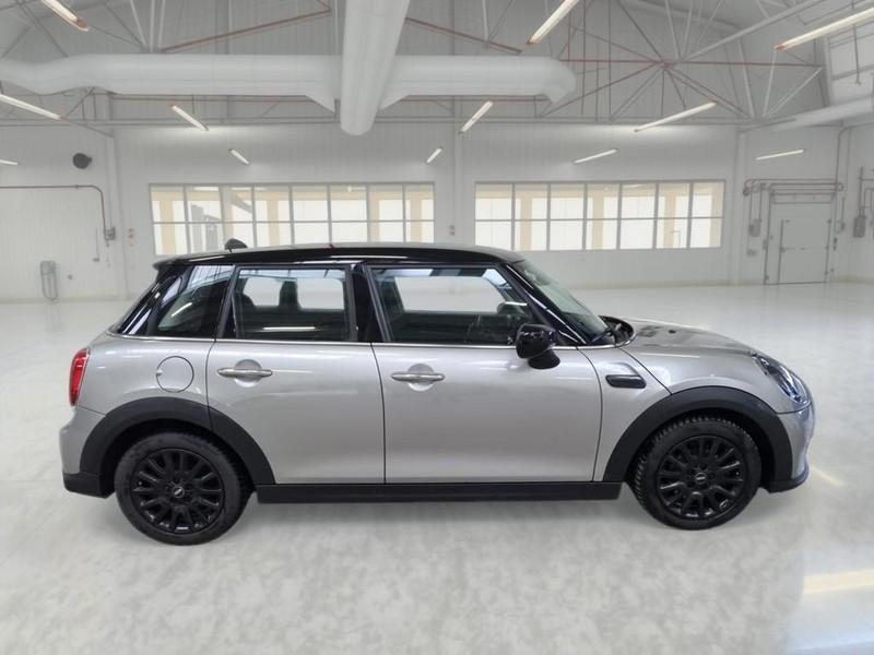 MINI COOPER CLASSIC AUTO 5 PORTE BERLINA