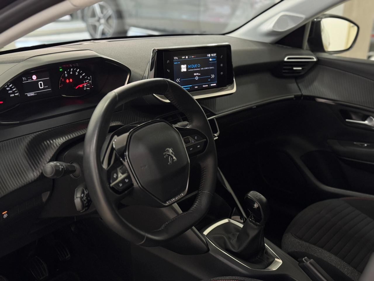 Peugeot 208 1.2 PureTech 75cv Active Pack