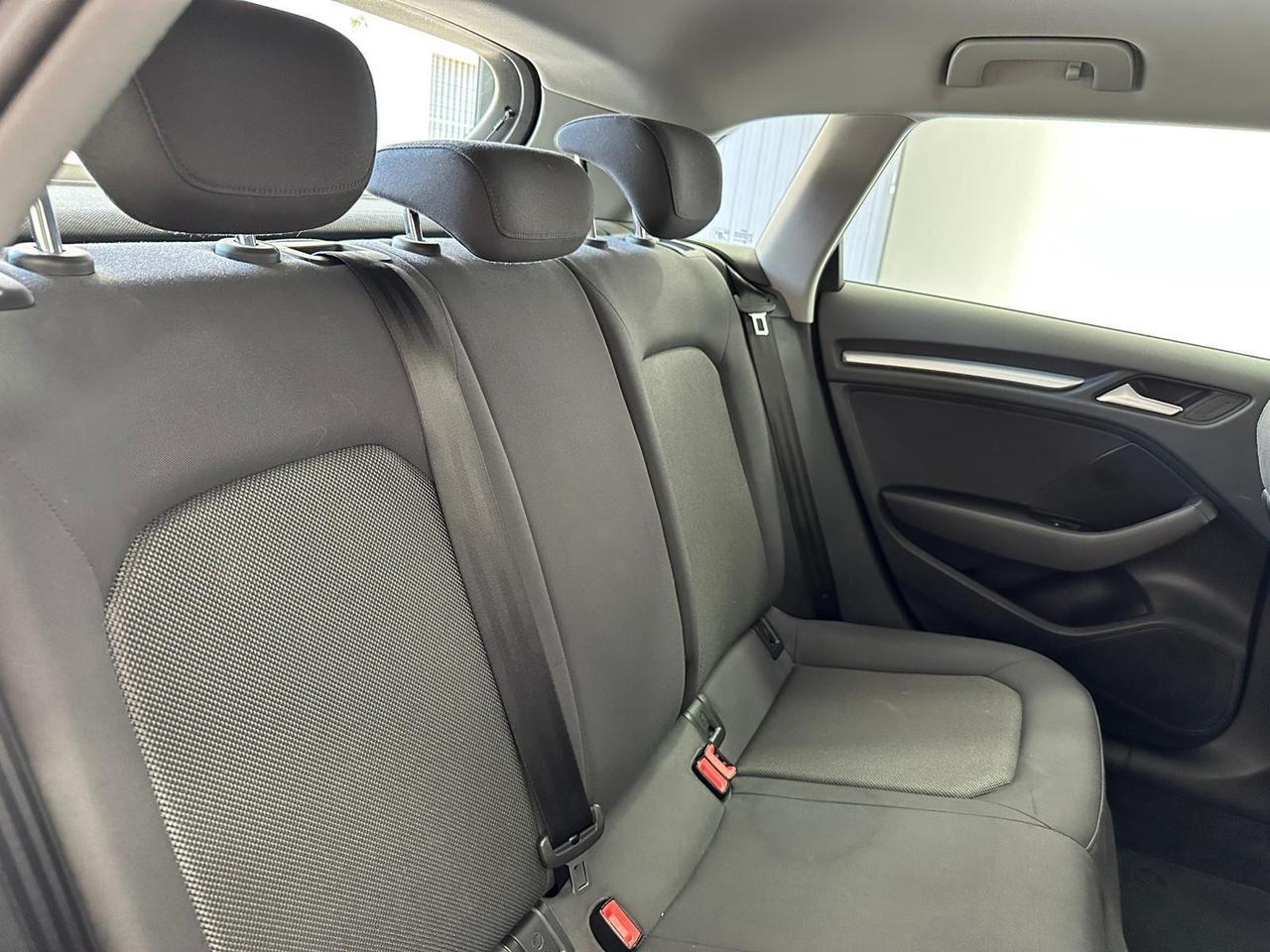 Audi A3 SPB 1.6 - 30 TDI S tronic - 116cv-GARANTITA-2018