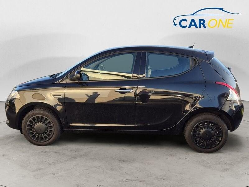 Lancia Ypsilon 1.0 FireFly 70cv Hybrid Gold Plus