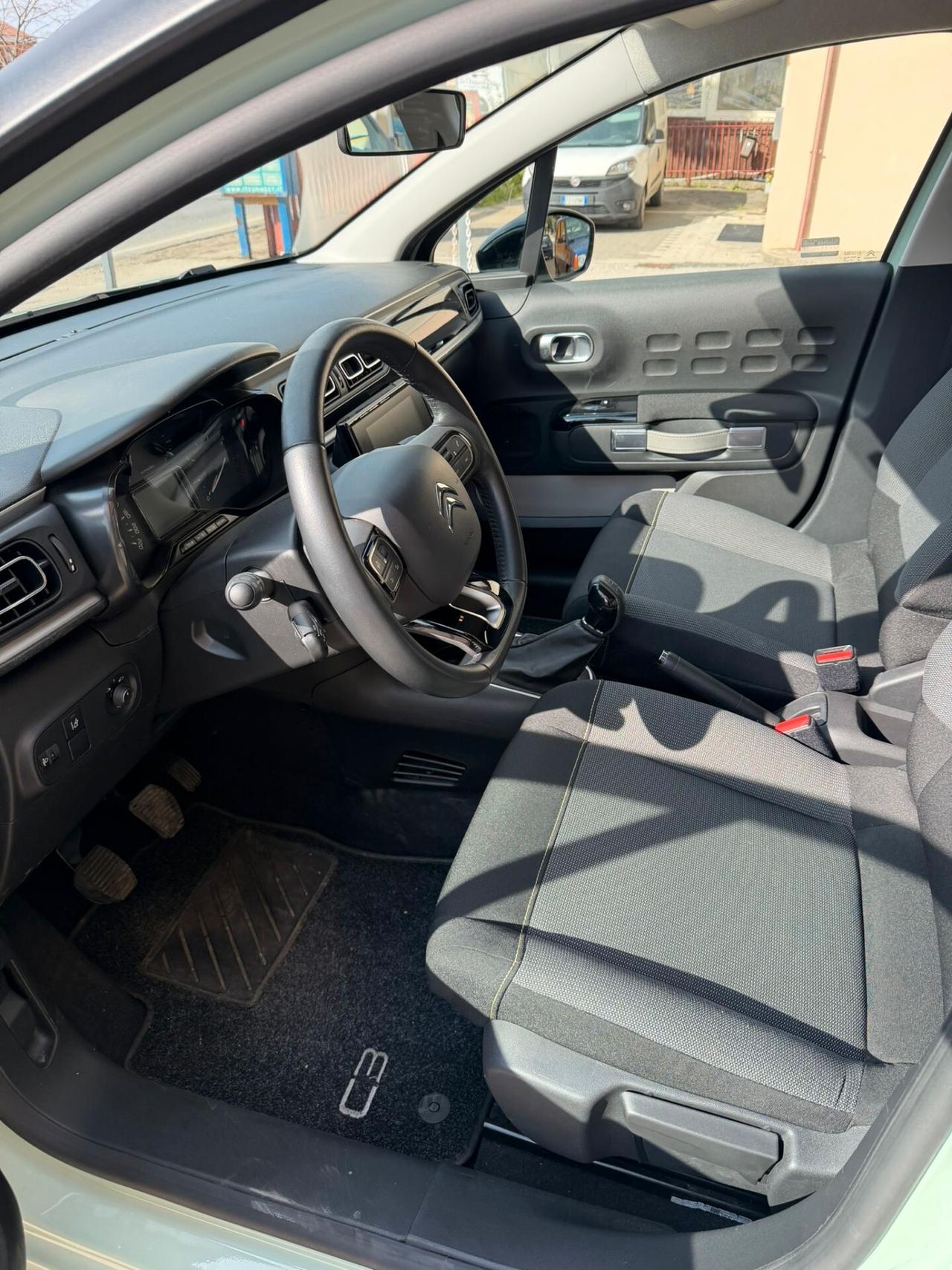 Citroen C3 PureTech 83 S&S Shine