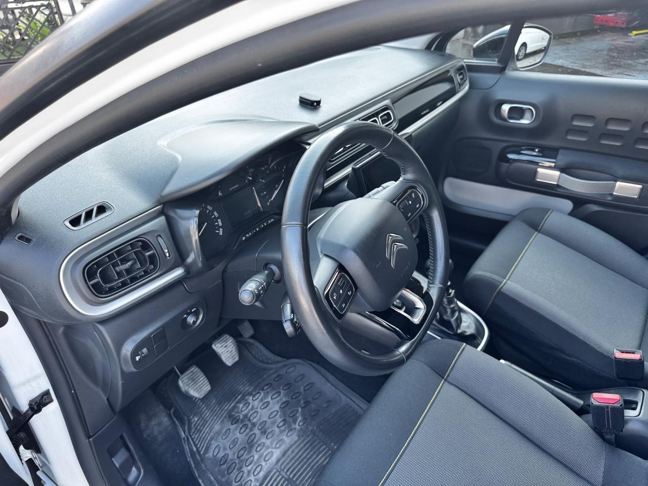 Citroen C3 PureTech 110 S&S Shine Pack neopatentati