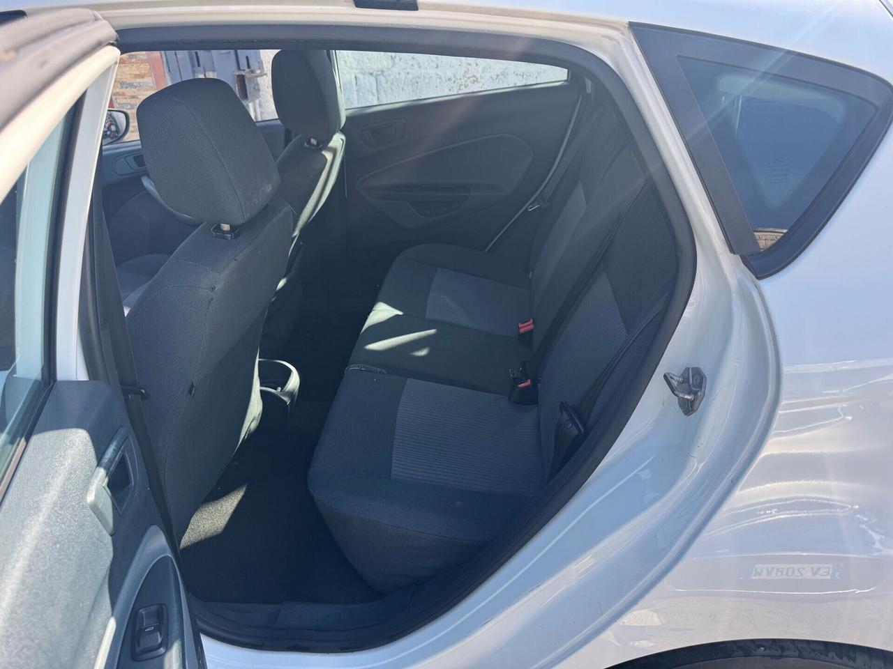 Ford Fiesta 1.4 96CV aut. 5 porte Titanium