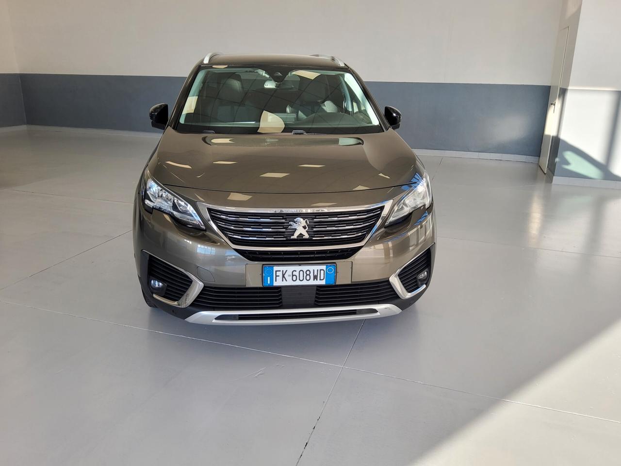 Peugeot 5008 BlueHDi 150 S&S Allure