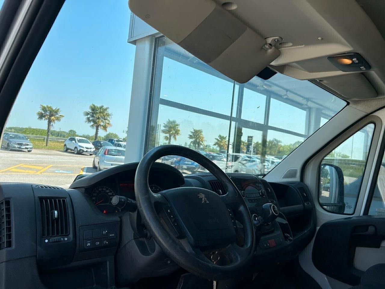 Peugeot Boxer 330 2.2 BlueHDi PM-TM L2 H2 SPOTICAR