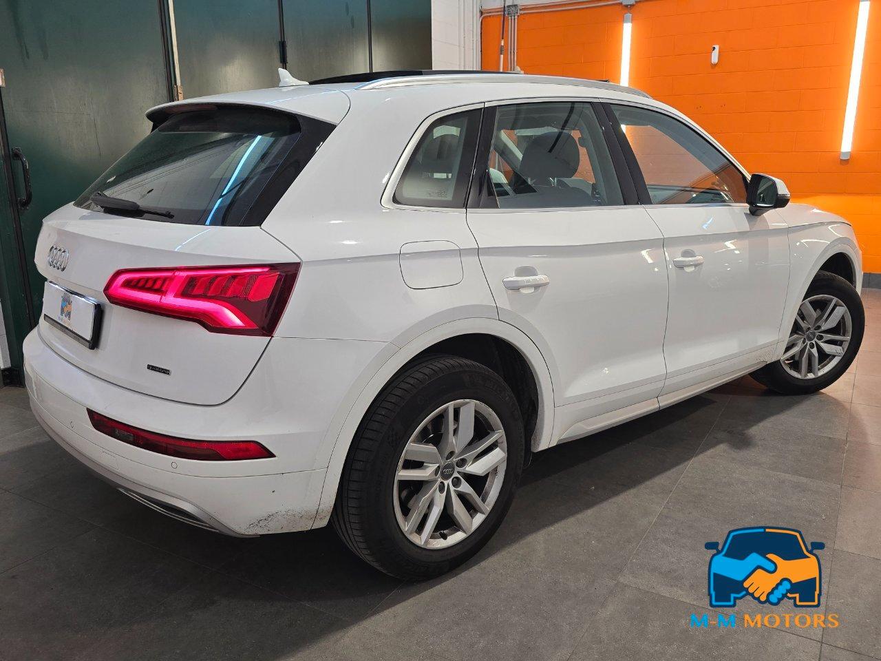 Audi Q5 40 2.0 tdi Business Sport quattro 190cv s-tronic