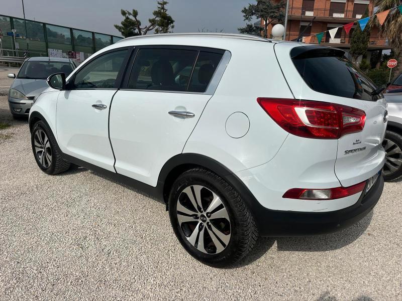 Kia Sportage 1.7 crdi Plus 2wd