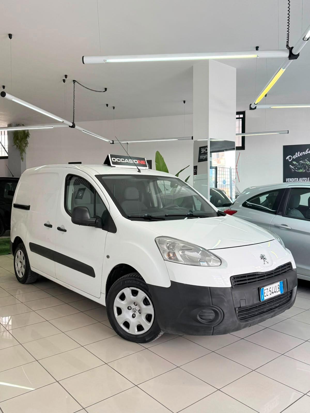 Peugeot Partner Tepee BlueHDi 75 Access
