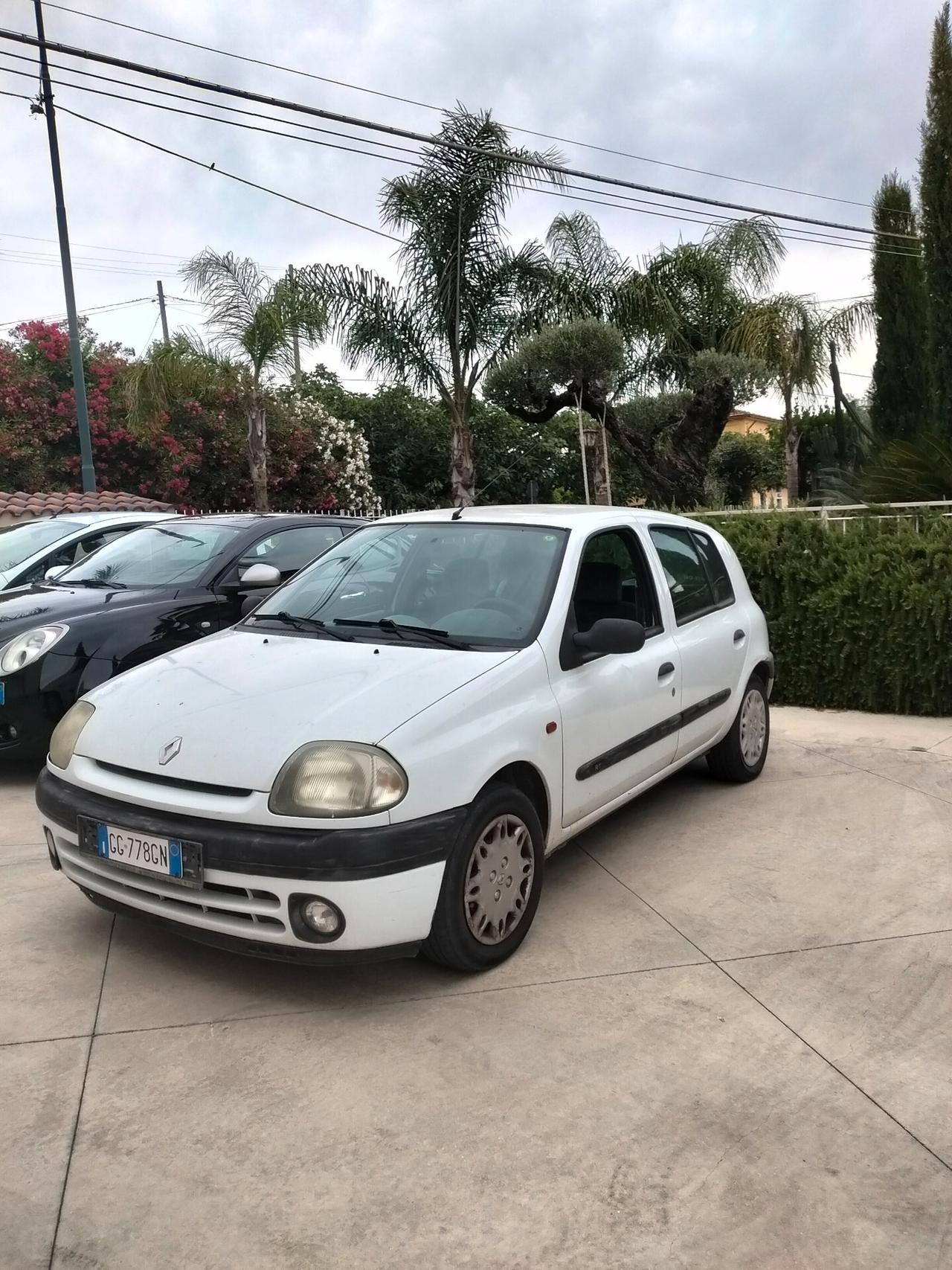 Renault Clio 1.2 cat 5 porte RT