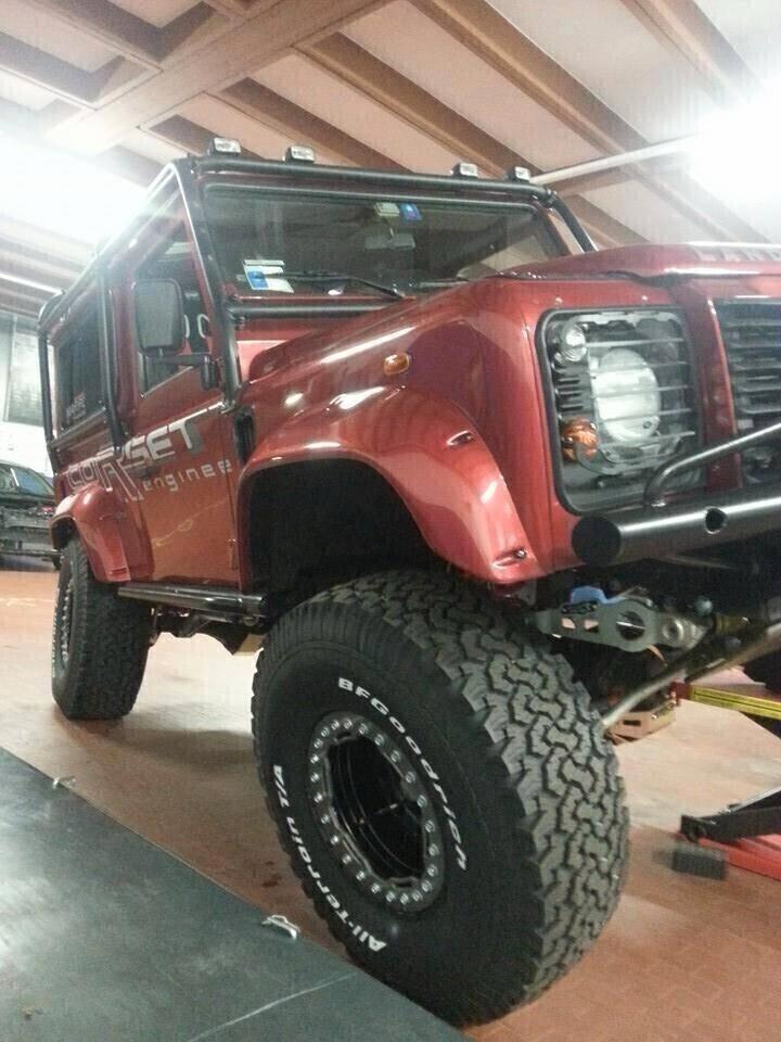 Land Rover Defender allest. SPECIALE 90 2.4 TD4 Station Wagon SE EXTREME