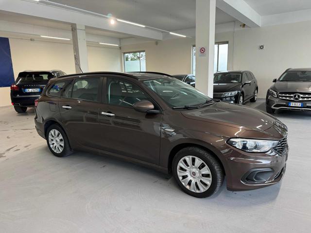 FIAT Tipo 1.6 Mjt S&S DCT SW Lounge