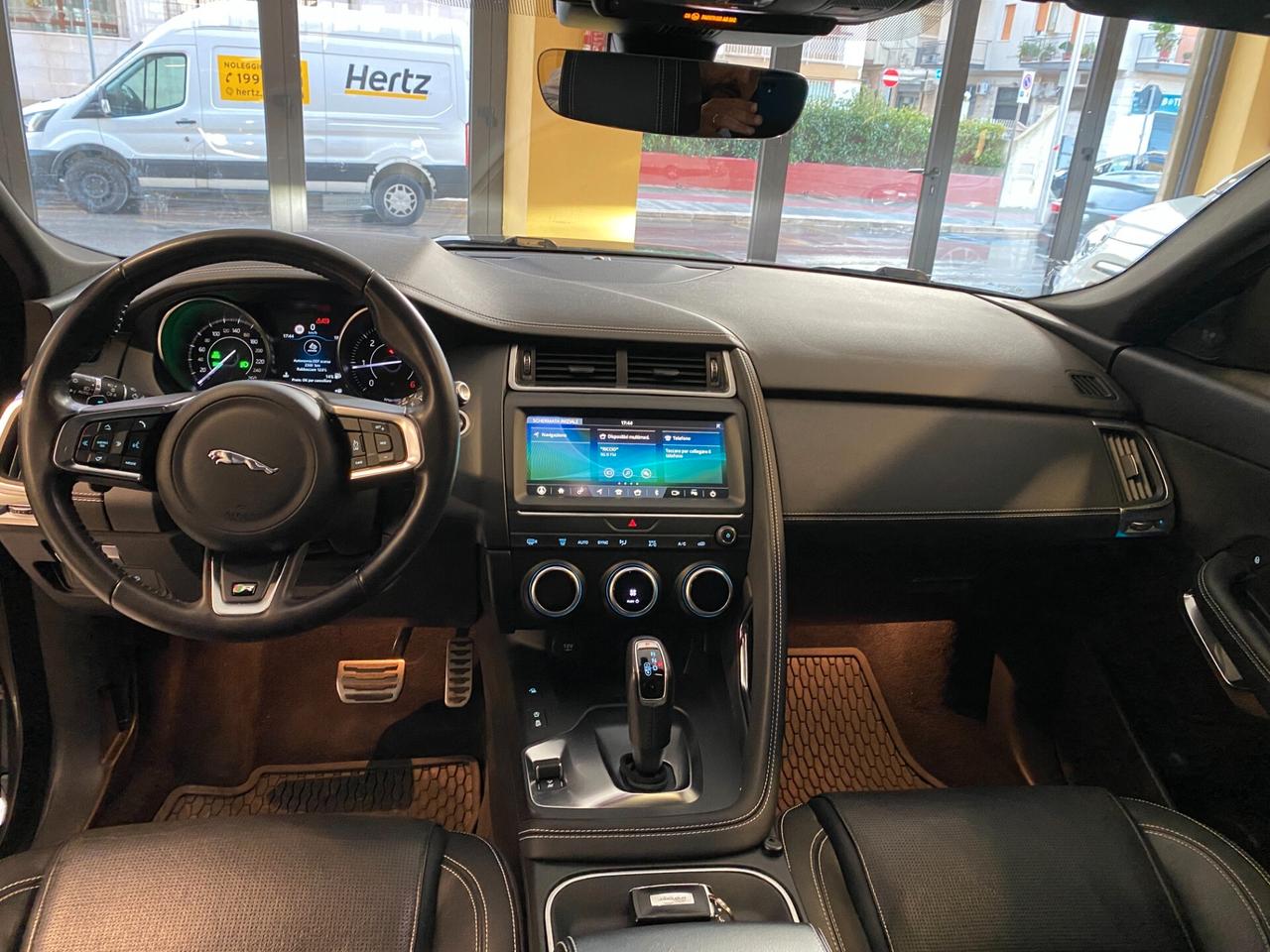 Jaguar E-Pace 2.0D 150 CV AWD aut. R-Dynamic S