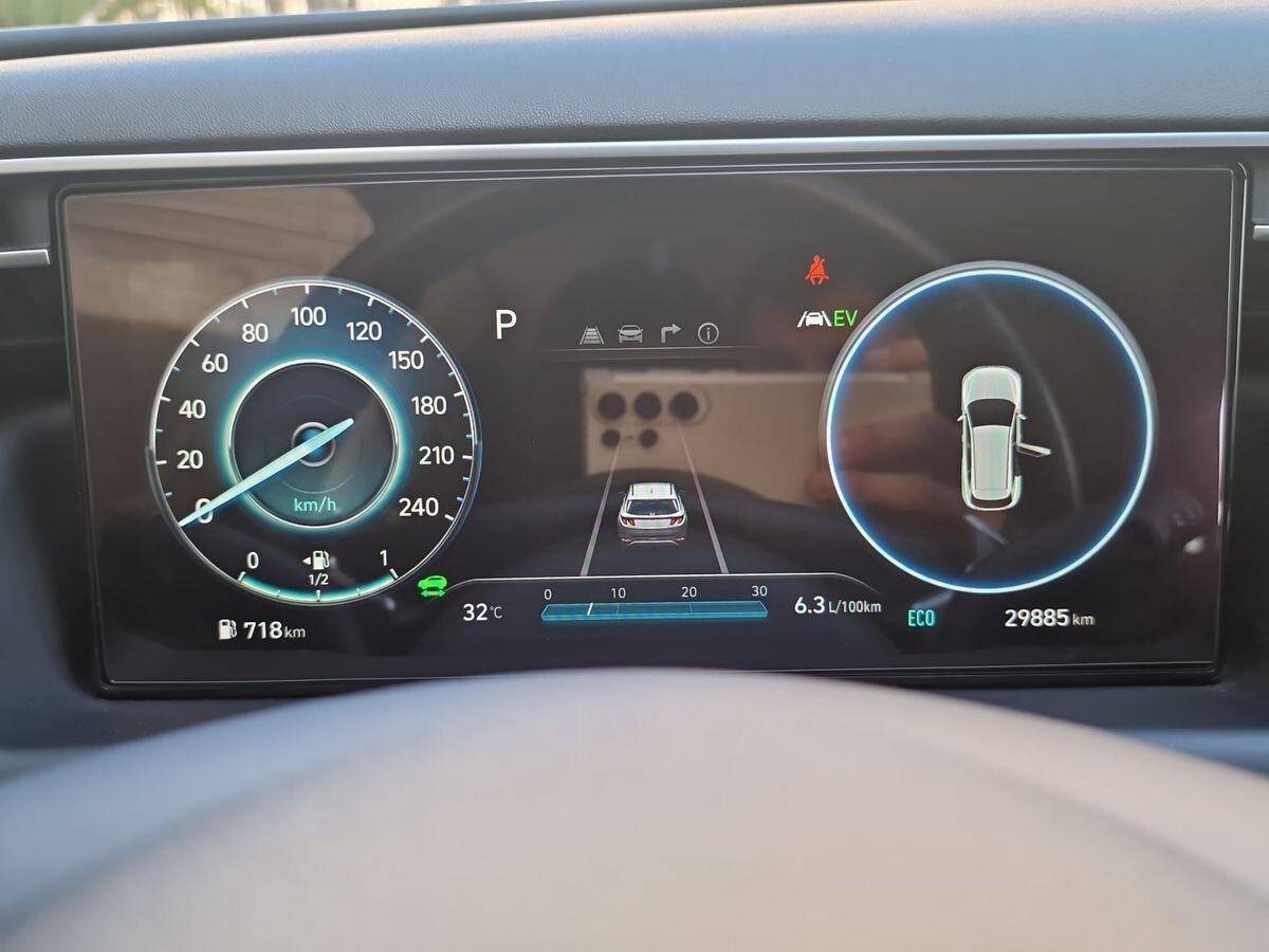 HYUNDAI TUCSON 1.6 HEV XLINE + 19”