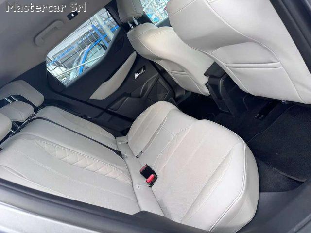 DS AUTOMOBILES DS 3 Crossback Crossback DS3 1.2 Grand Chic 130cv TG: GK977RR