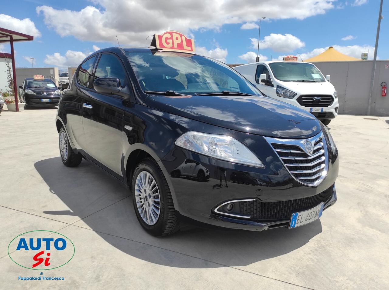 Lancia Ypsilon 1.2 Benz/GPL - 69cv NEOPATENTATI