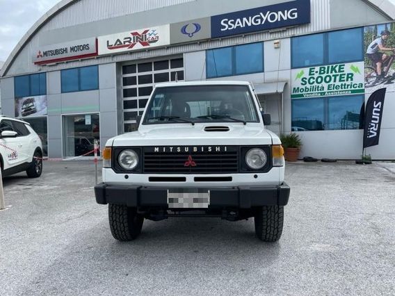 MITSUBISHI Pajero 2.5 TDI Metal-top AUTOCARRO