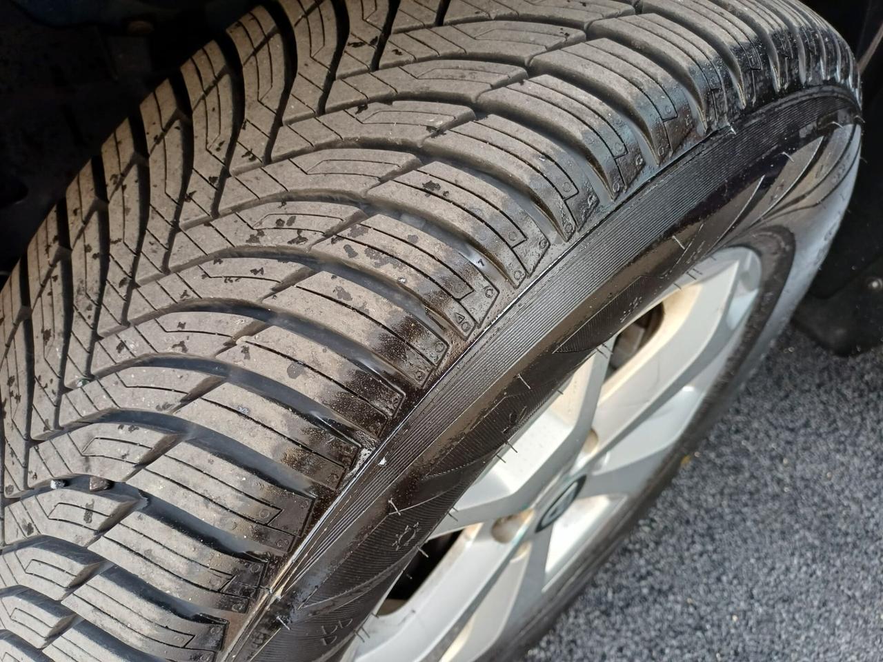 Dacia Duster GPL DI SERIE Pari al nuovo - 2020