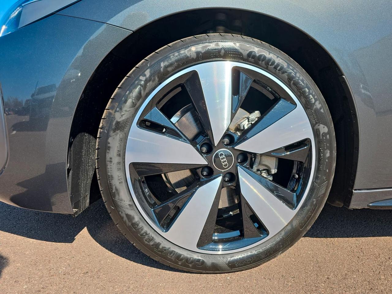 Audi A5 Avant TFSI 110 kW S tronic Line edition