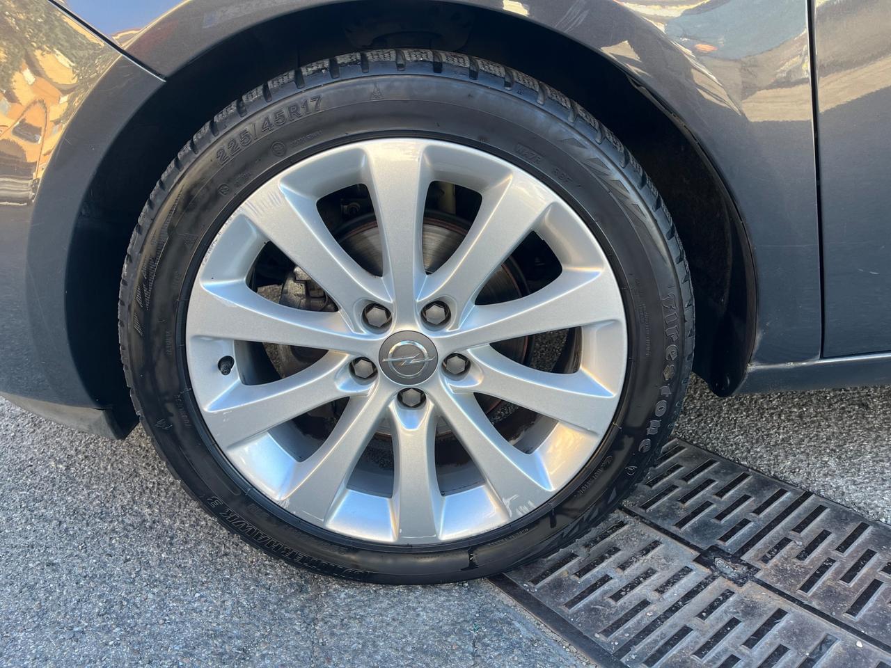 OPEL MERIVA - NEOPATENTATI