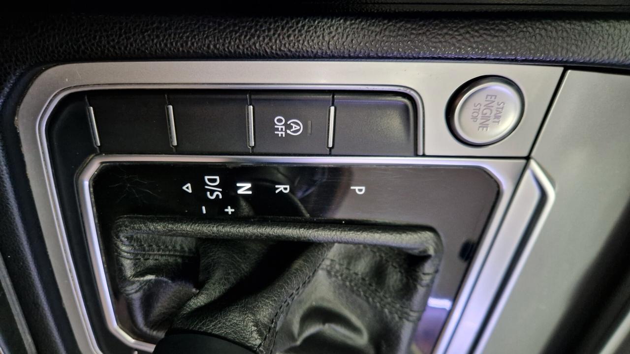 Volkswagen Passat Variant 1.6 TDI DSG Comfortline BlueMotion Tech.