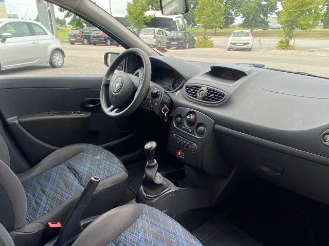 RENAULT Clio 1.2 16V TCE 100CV SporTour