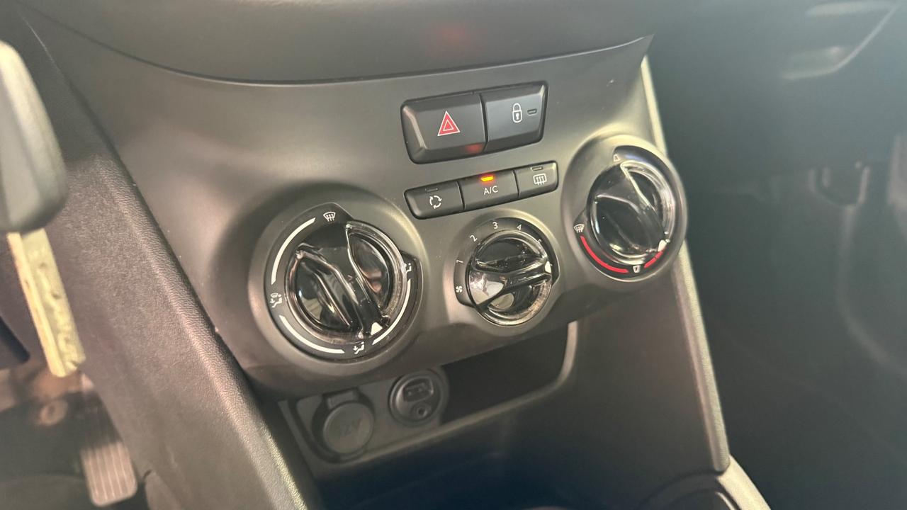 Peugeot 208 PureTech 82 5 porte Allure