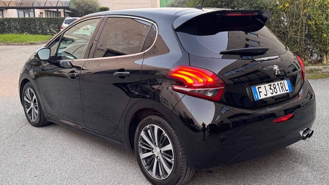 Peugeot 208 PureTech 82 5p. GPL Allure ok neo patentati