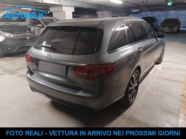 MERCEDES-BENZ C 180 d Wagon Automatic Sport Fari LED, Retrocamera