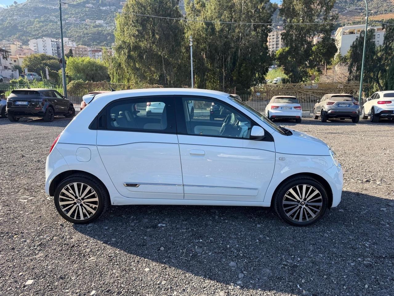 Renault Twingo SCe 65 CV Signature