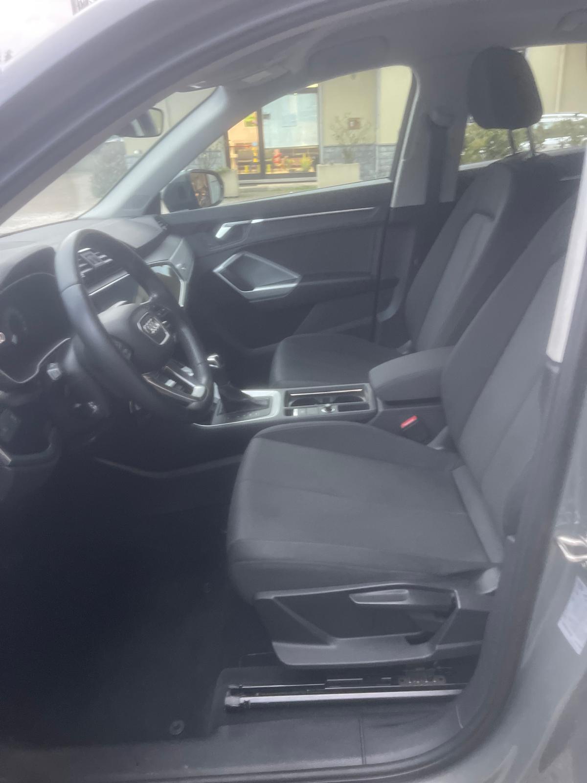 Audi Q3 35 TDI S tronic Business