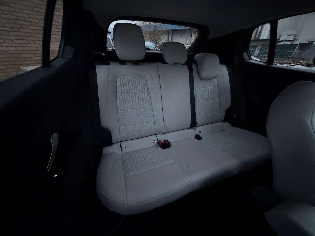 Fiat 600 Hybrid 100 CV DCT MHEV La Prima