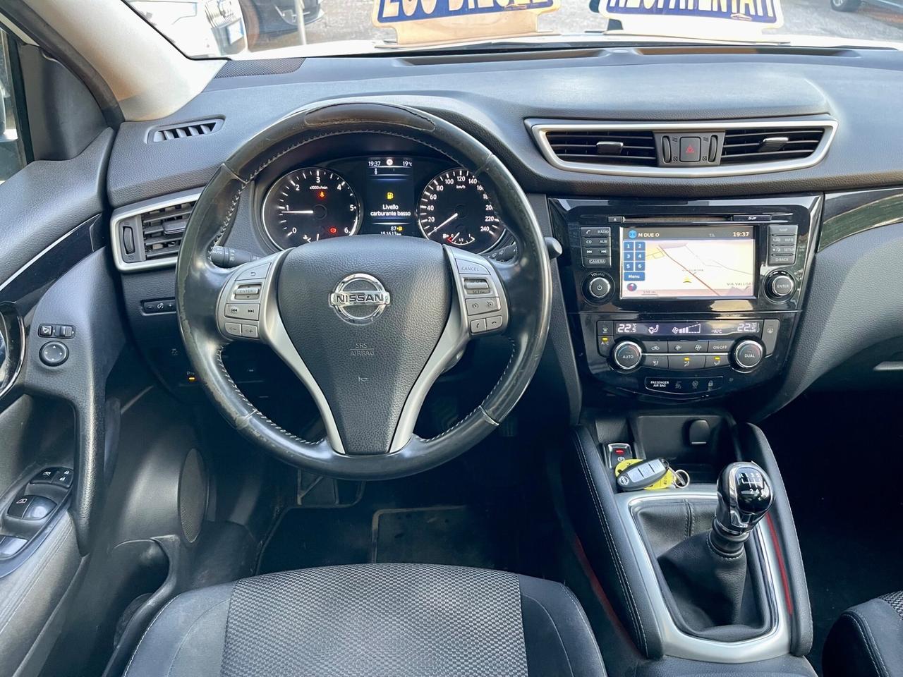 Nissan Qashqai 1.5 dCi 8kw N-Connecta Full op UNIP