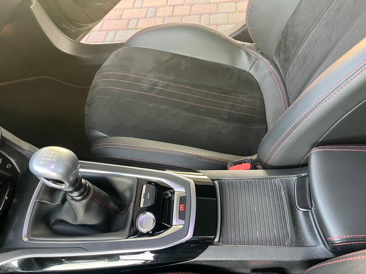 Peugeot 308 5p 1.6 thp 16v Gt s 95.000 KM !!!