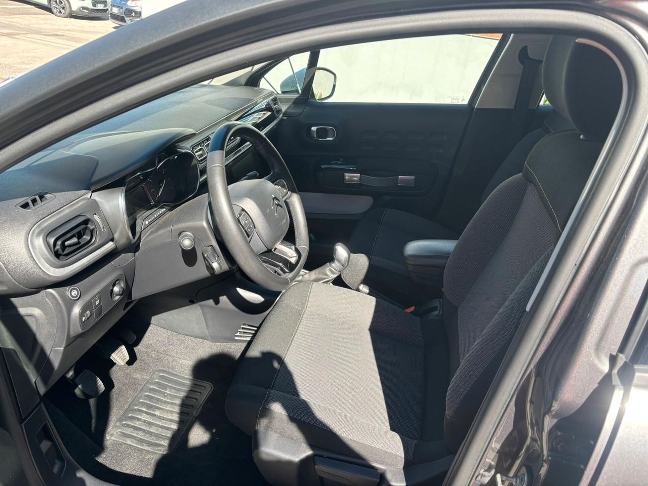 Citroen C3 1.2 PureTech 82 Shine Gpl