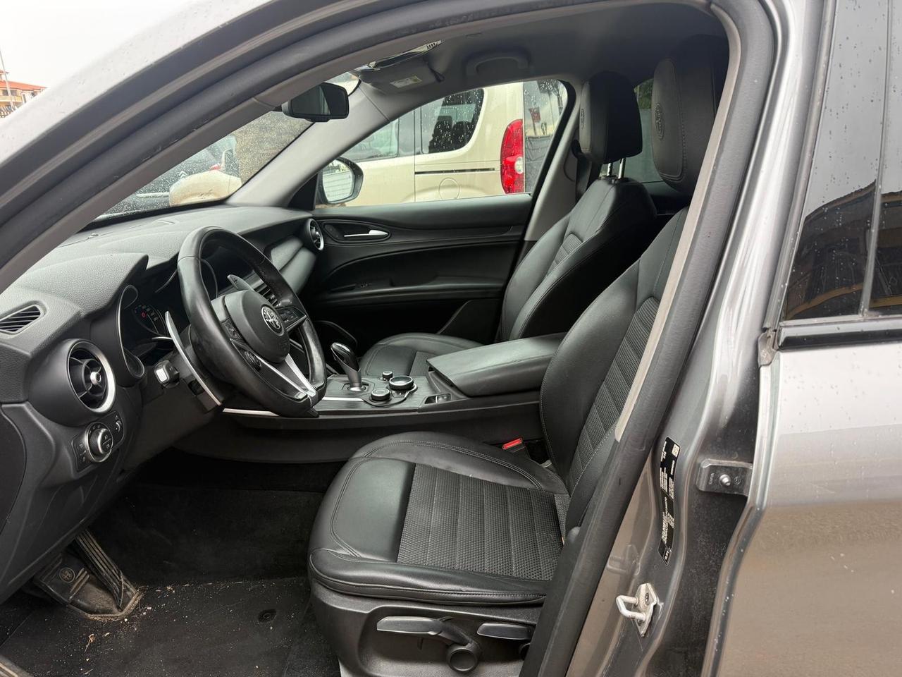 Alfa Romeo Stelvio 2.2 Turbodiesel 190 CV AT8 Q4 Executive