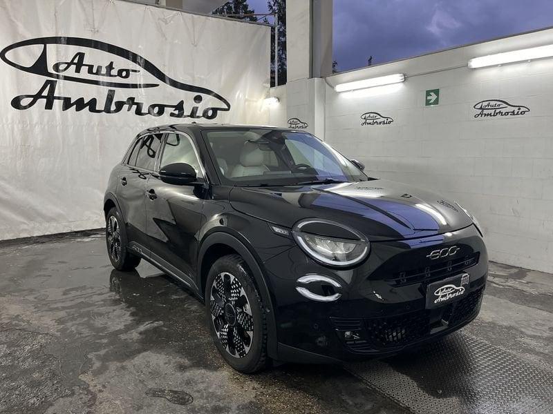 FIAT 600 600 Hybrid 100 CV DCT MHEV La Prima DA 249.00 MENSILE
