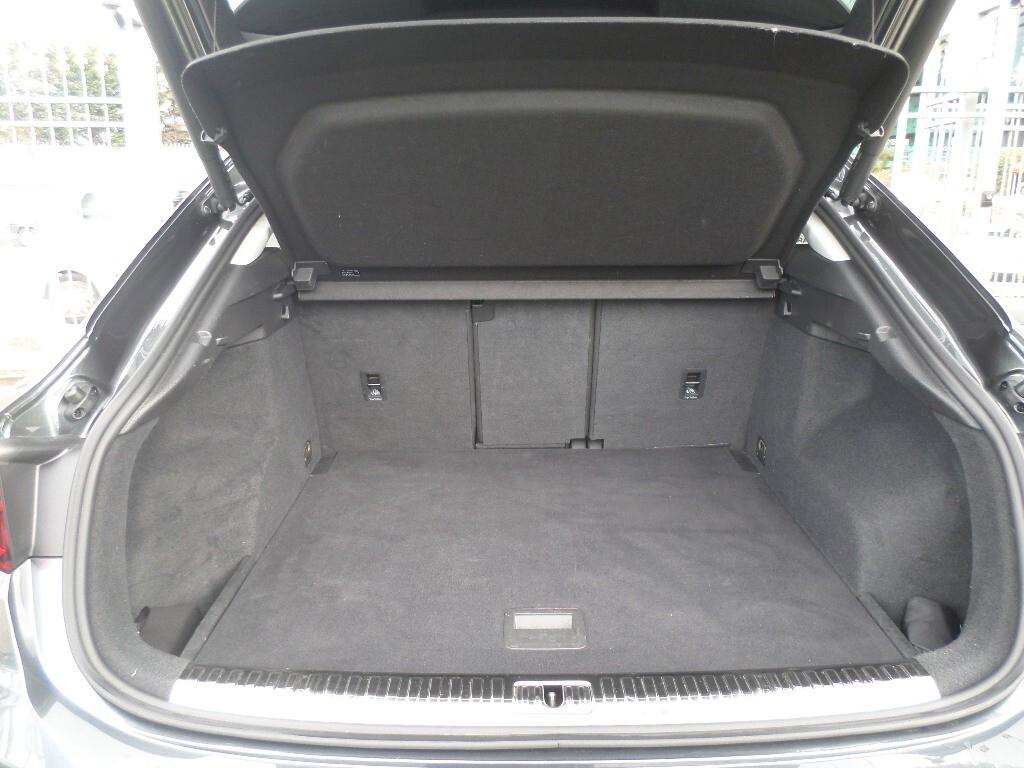 Audi Q3 SPB 35 TFSI S line edition