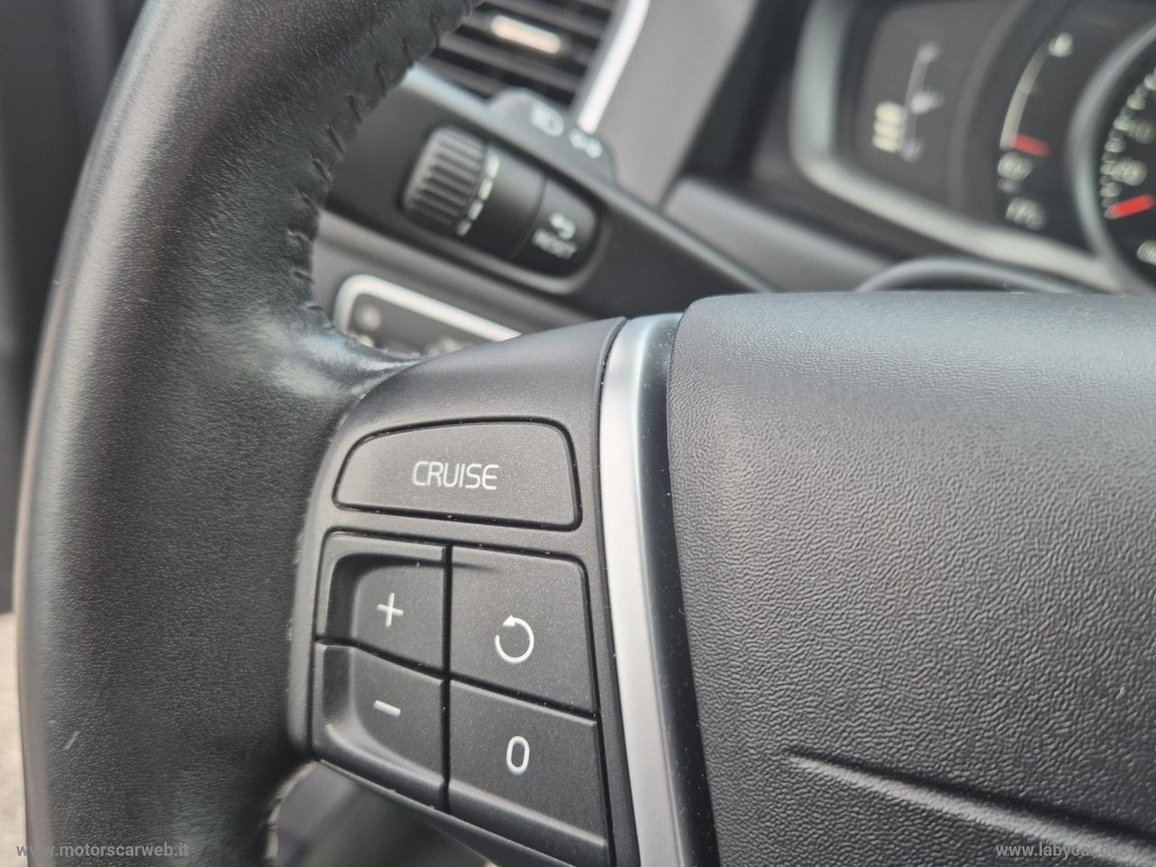 VOLVO XC60 D3 Geartronic Momentum