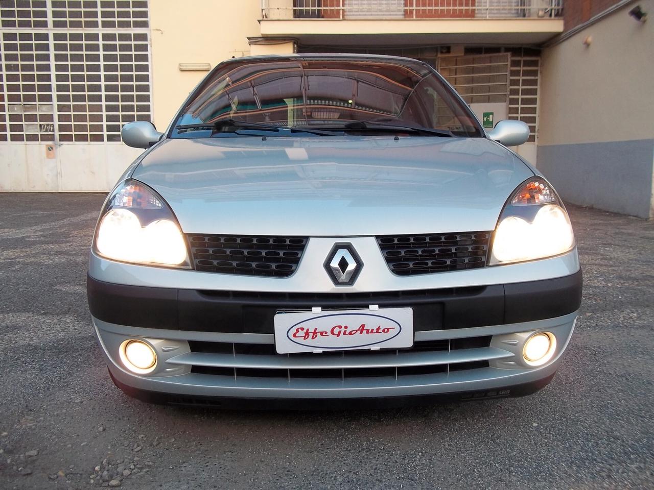 Renault Clio Privilege 1.2 16v 3p uniproprietario 49.200 km !!!!!!!!!!