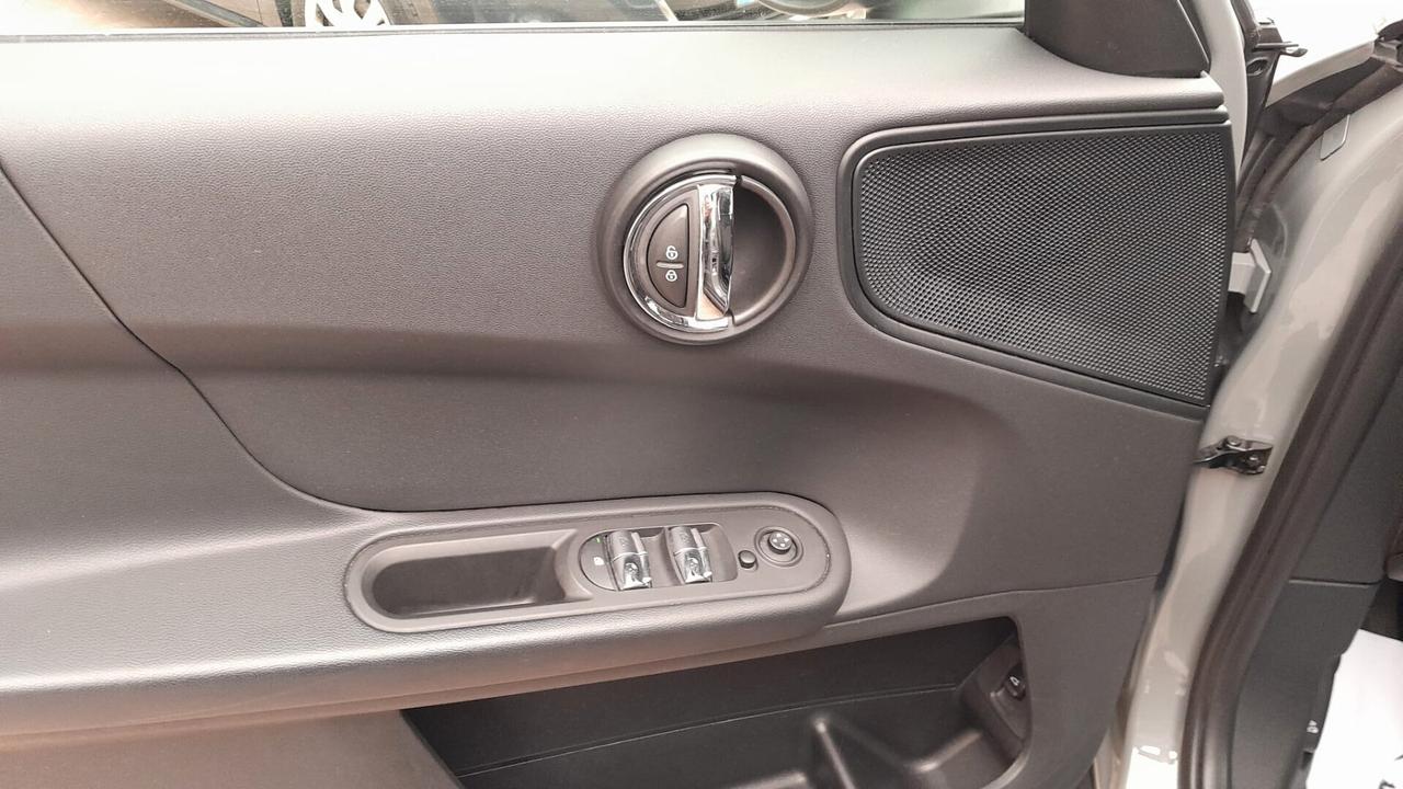 Mini One D Countryman 1.5 Northwood Edition