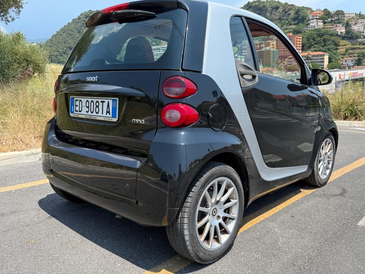 Smart ForTwo 1000 52 kW MHD coupé passion
