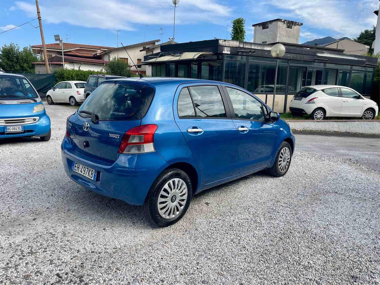 TOYOTA YARIS - 1.0 - PER NEOPATENTATI