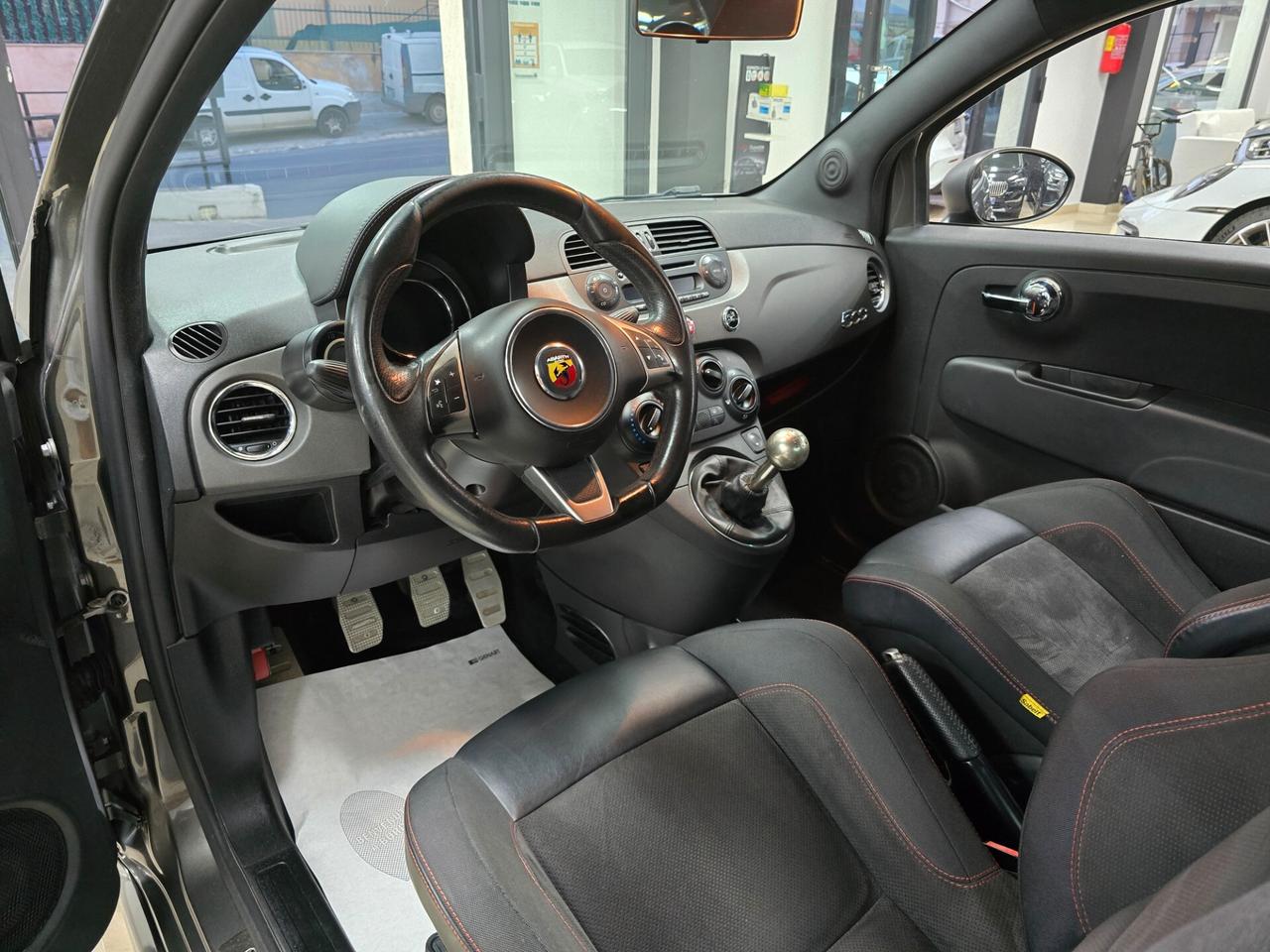 Abarth 595 1.4 Turbo T-Jet 180 CV Competizione