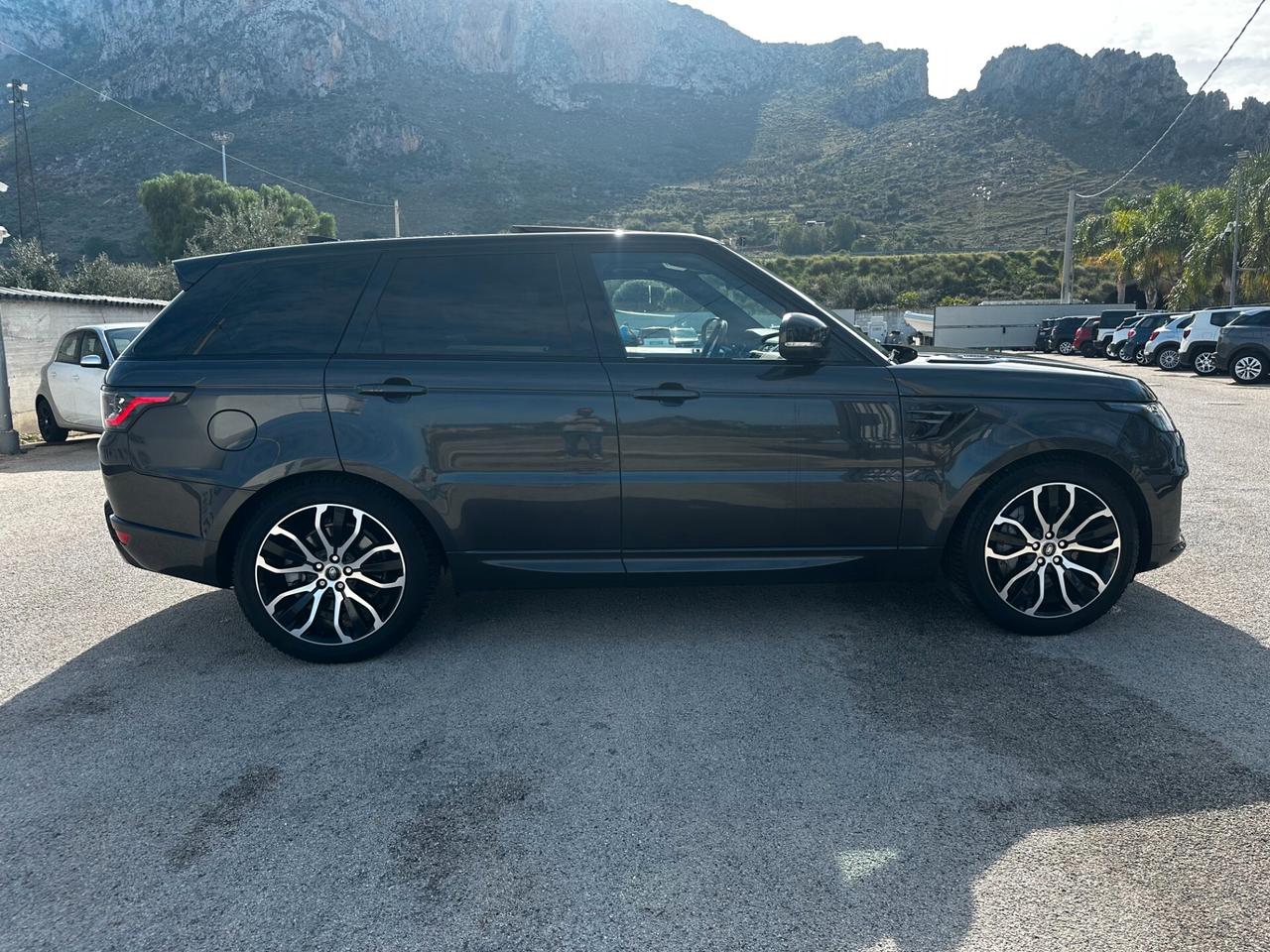 Land Rover Range Sport 3.0D l6 249 CV HSE Dynamic Stealth