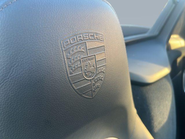 PORSCHE 718 718 Boxster