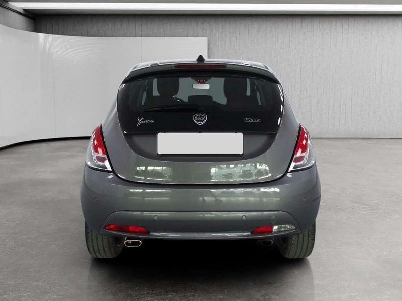 Lancia Ypsilon 1.0 firefly hybrid Gold s&s 70cv