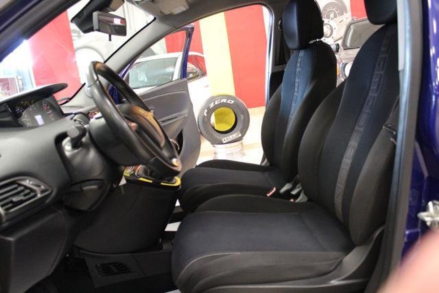LANCIA Ypsilon 1.2 69 CV 5 porte MOMO DESIGN GPL/BENZ